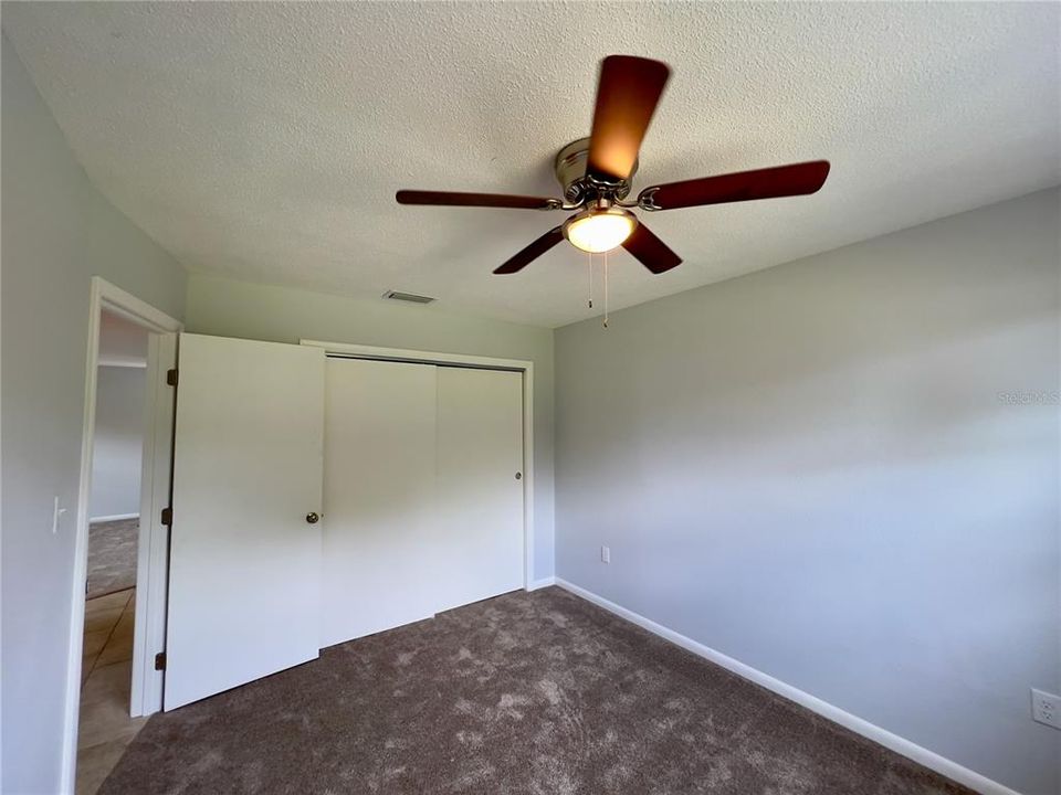 Под контрактом: $174,900 (2 спален, 1 ванн, 1110 Квадратных фут)