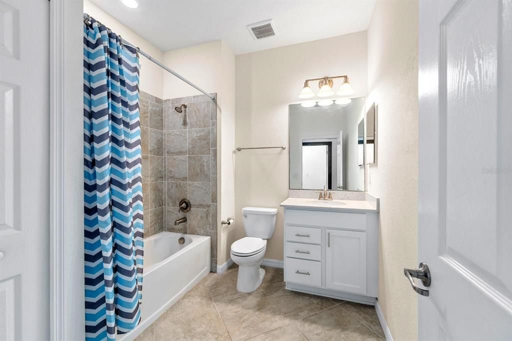 For Sale: $445,000 (3 beds, 2 baths, 2102 Square Feet)