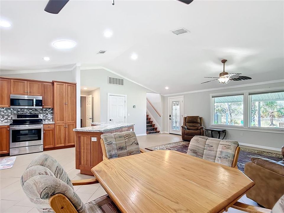 For Sale: $569,000 (3 beds, 2 baths, 1482 Square Feet)