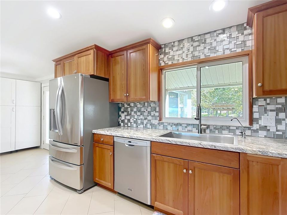 For Sale: $569,000 (3 beds, 2 baths, 1482 Square Feet)