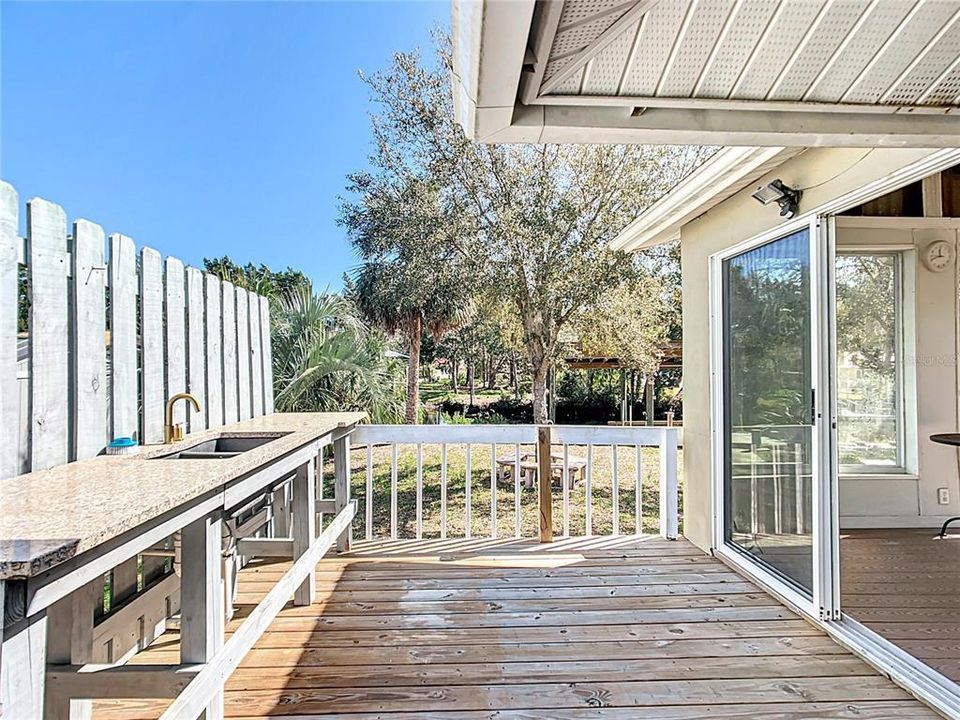 For Sale: $569,000 (3 beds, 2 baths, 1482 Square Feet)