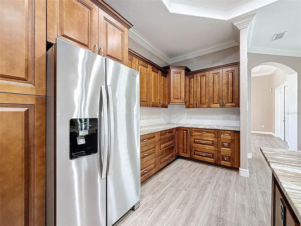 На продажу: $735,000 (4 спален, 3 ванн, 3352 Квадратных фут)