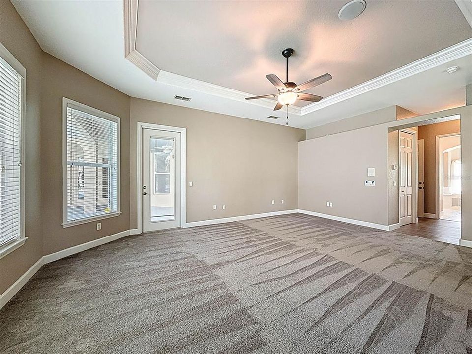 На продажу: $735,000 (4 спален, 3 ванн, 3352 Квадратных фут)