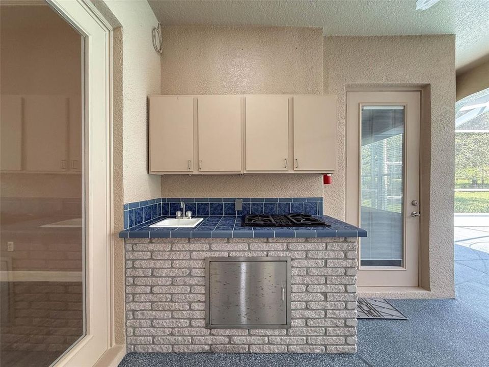 На продажу: $735,000 (4 спален, 3 ванн, 3352 Квадратных фут)