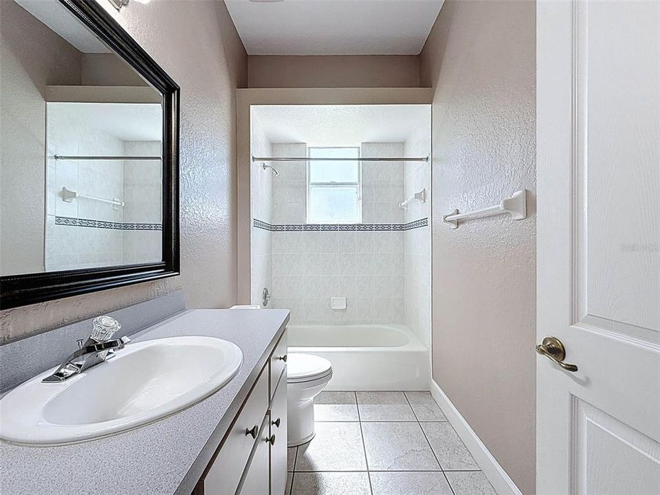 На продажу: $735,000 (4 спален, 3 ванн, 3352 Квадратных фут)