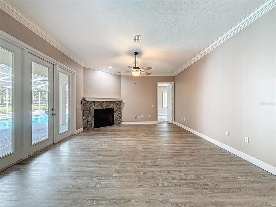 На продажу: $735,000 (4 спален, 3 ванн, 3352 Квадратных фут)