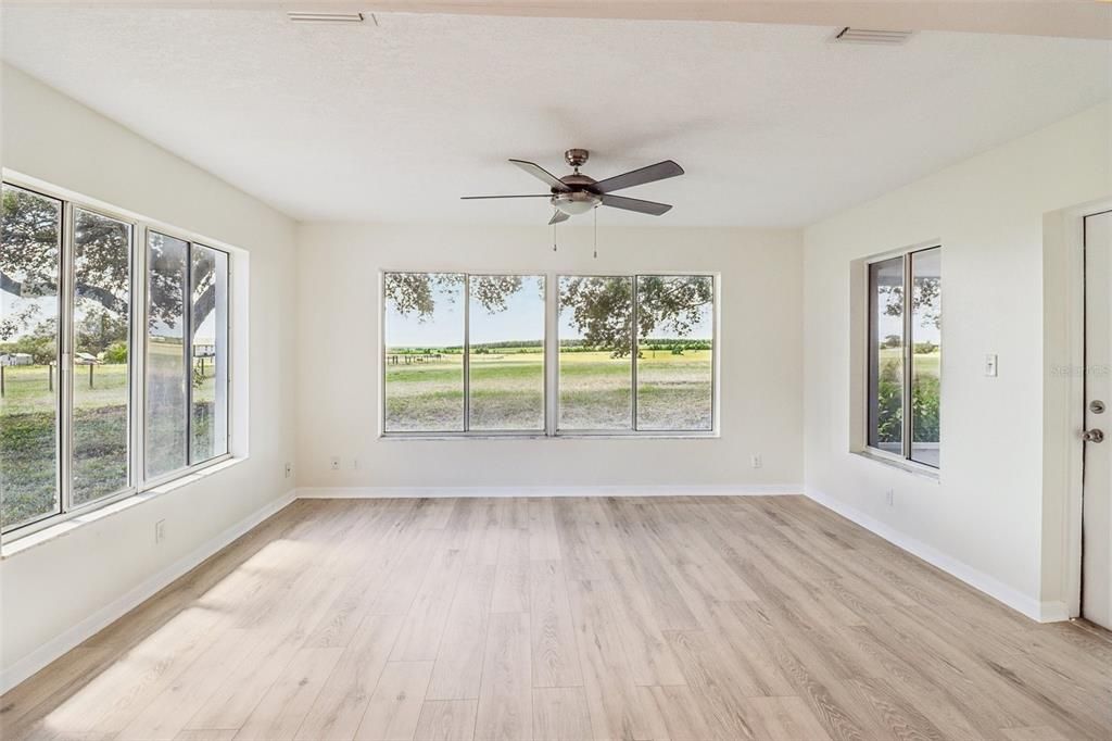 На продажу: $309,000 (3 спален, 2 ванн, 1531 Квадратных фут)