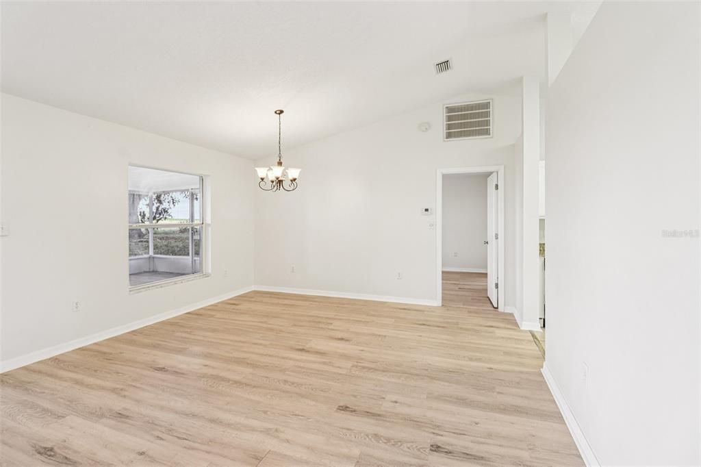 На продажу: $309,000 (3 спален, 2 ванн, 1531 Квадратных фут)