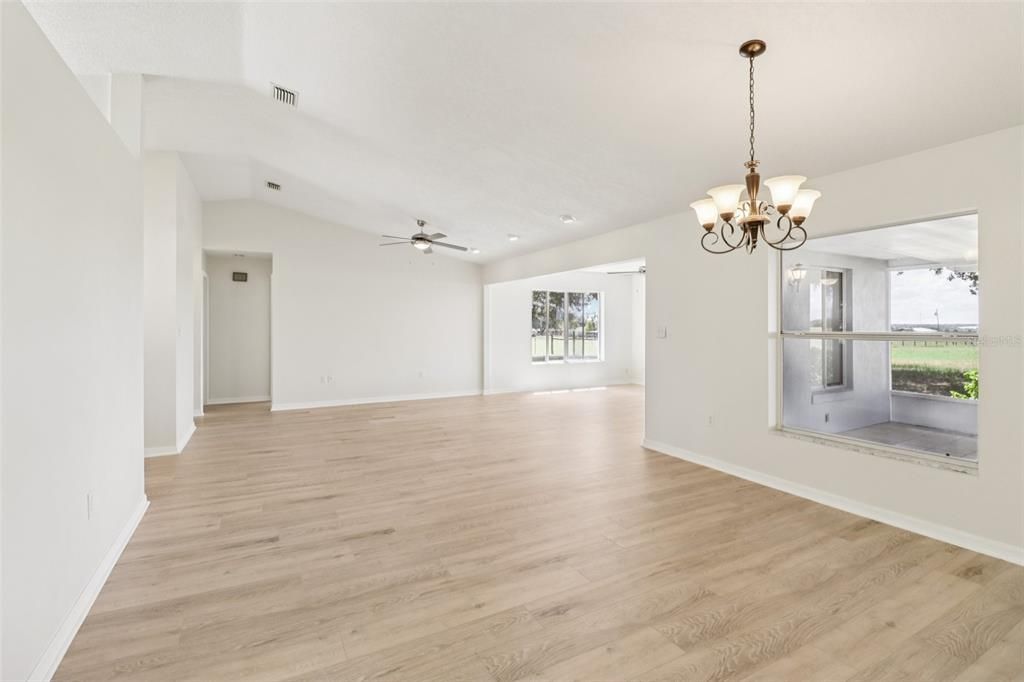 На продажу: $309,000 (3 спален, 2 ванн, 1531 Квадратных фут)