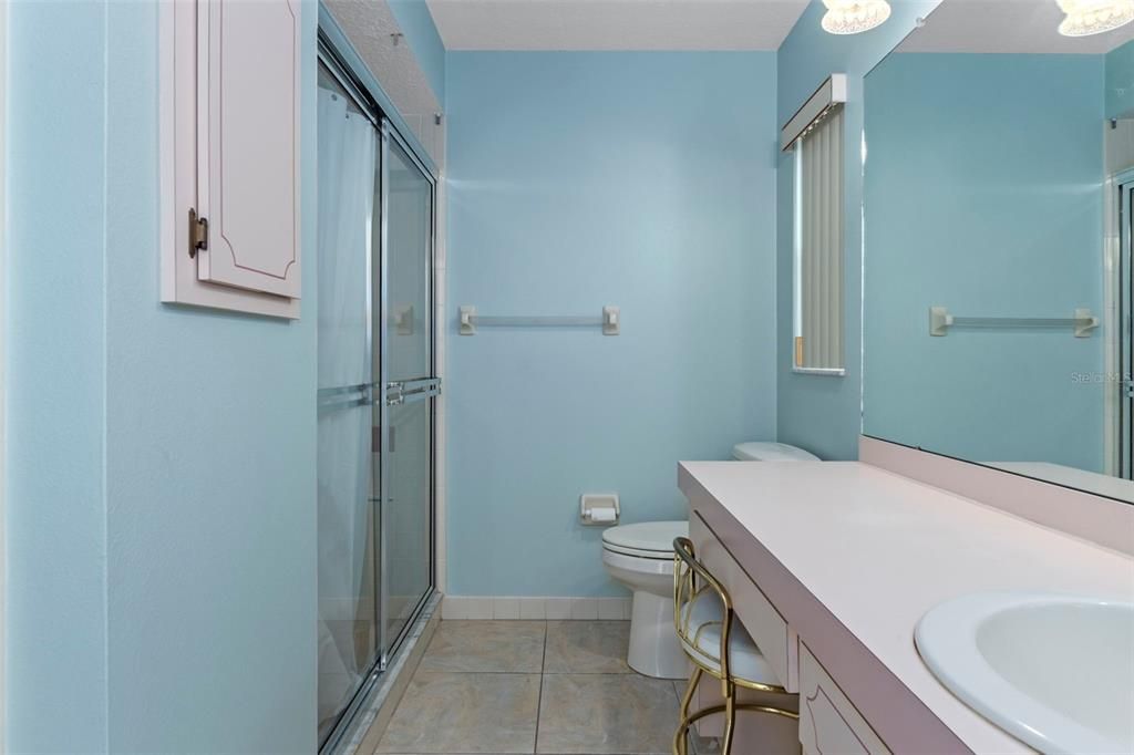 Active With Contract: $284,500 (3 beds, 2 baths, 1639 Square Feet)