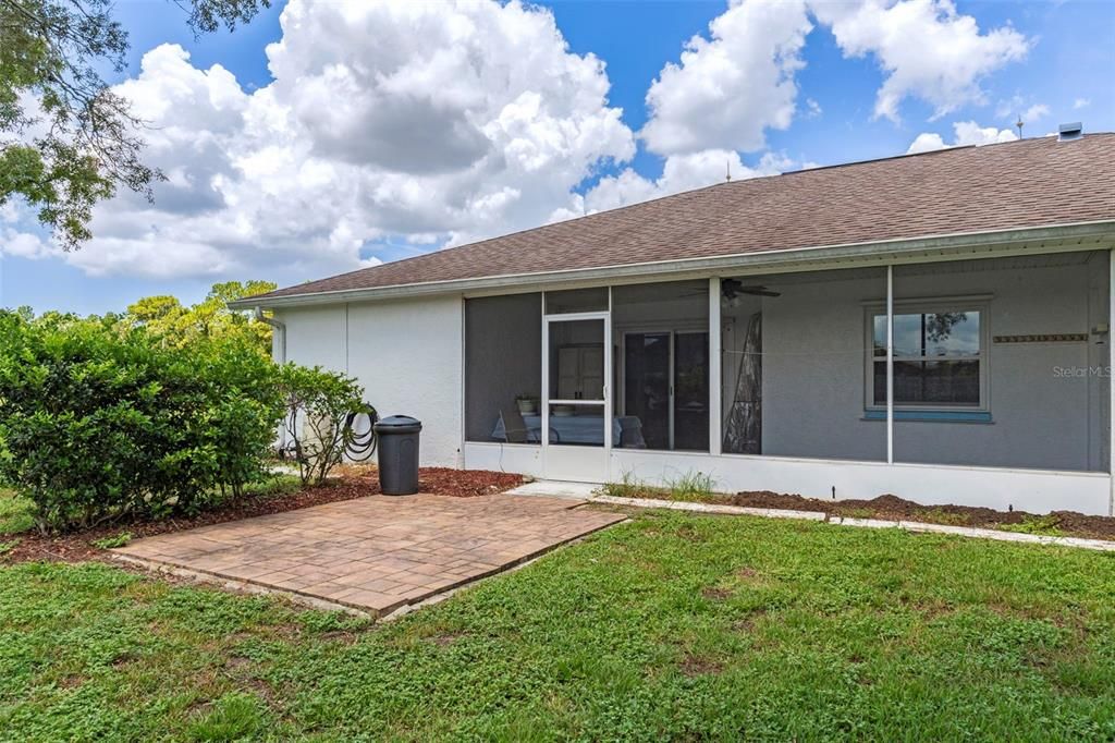 Active With Contract: $284,500 (3 beds, 2 baths, 1639 Square Feet)