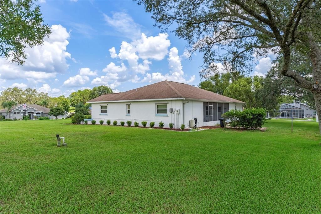 Active With Contract: $284,500 (3 beds, 2 baths, 1639 Square Feet)
