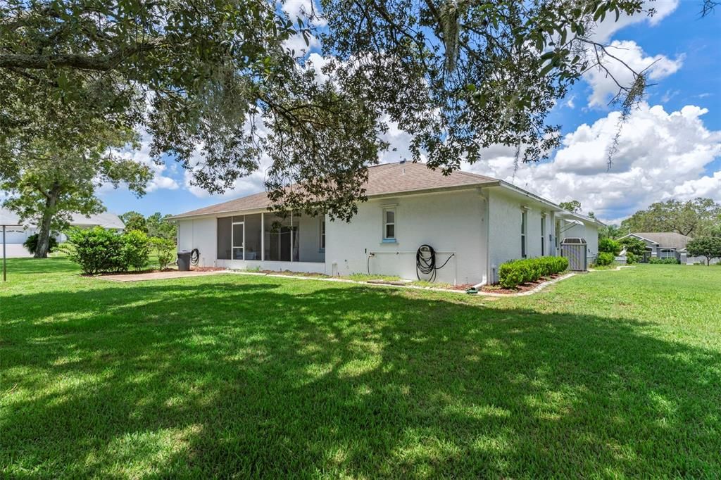 Active With Contract: $284,500 (3 beds, 2 baths, 1639 Square Feet)