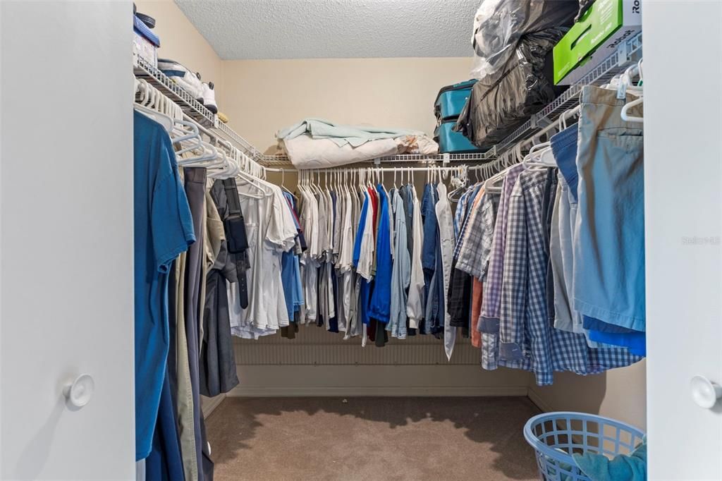 Active With Contract: $284,500 (3 beds, 2 baths, 1639 Square Feet)