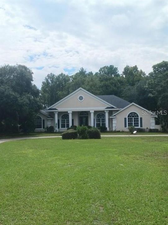 Recently Sold: $599,999 (3 beds, 3 baths, 2650 Square Feet)