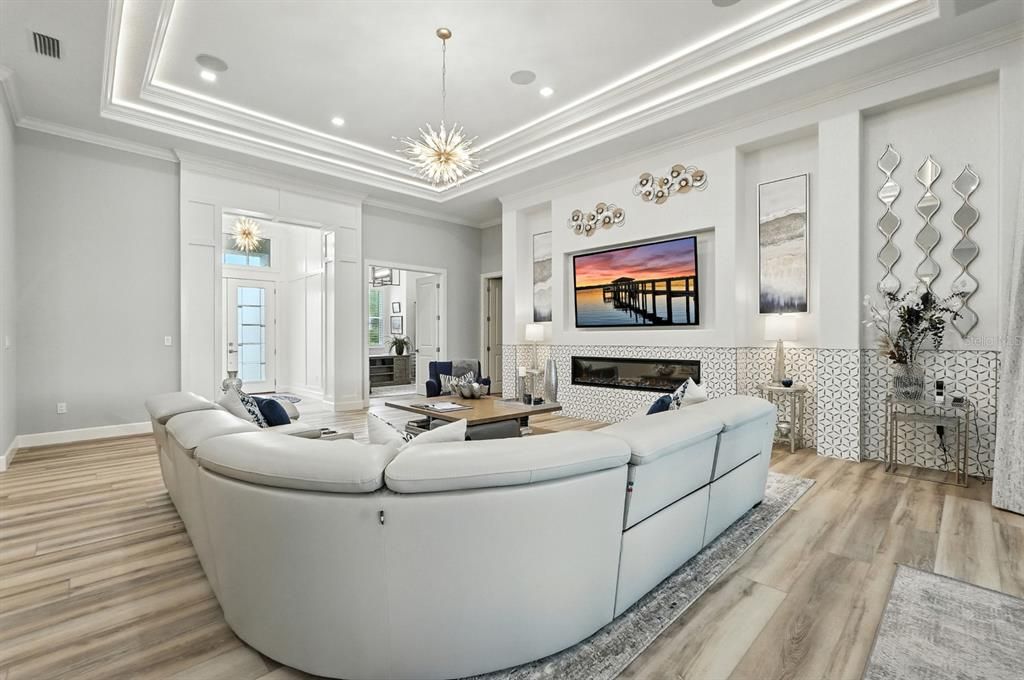 For Sale: $3,995,000 (5 beds, 4 baths, 4612 Square Feet)