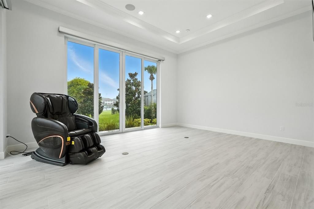 For Sale: $3,995,000 (5 beds, 4 baths, 4612 Square Feet)