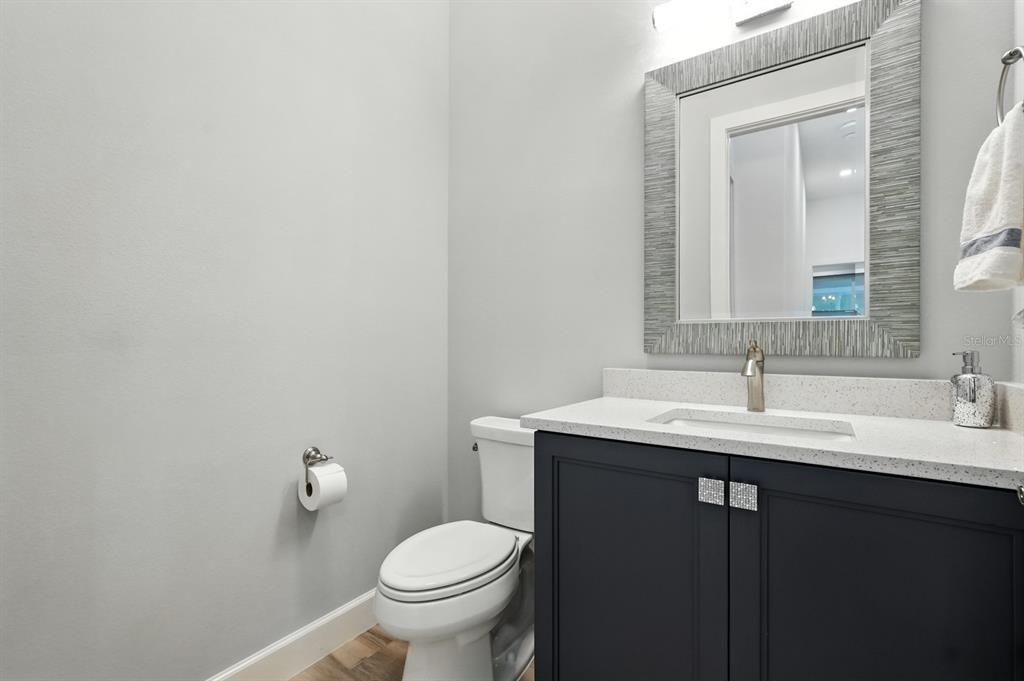 For Sale: $3,995,000 (5 beds, 4 baths, 4612 Square Feet)