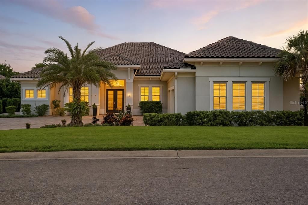 For Sale: $3,995,000 (5 beds, 4 baths, 4612 Square Feet)