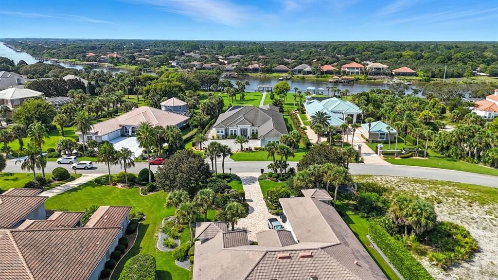 For Sale: $3,995,000 (5 beds, 4 baths, 4612 Square Feet)
