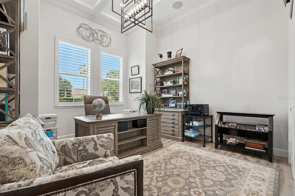 For Sale: $3,995,000 (5 beds, 4 baths, 4612 Square Feet)