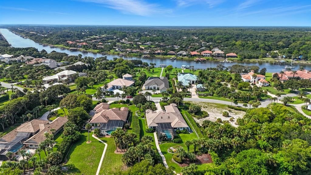 For Sale: $3,995,000 (5 beds, 4 baths, 4612 Square Feet)