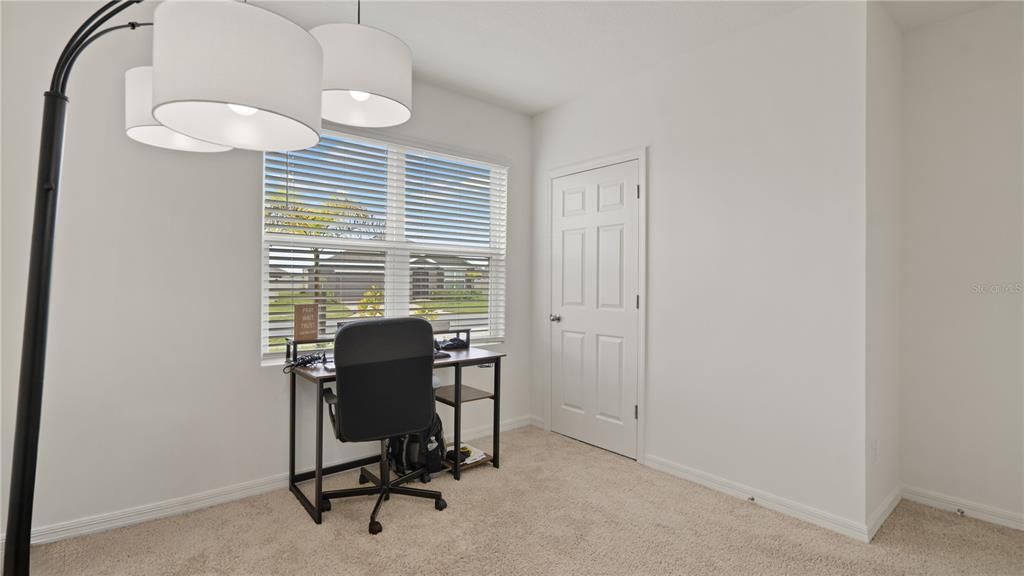 待售: $419,900 (4 贝兹, 2 浴室, 1830 平方英尺)