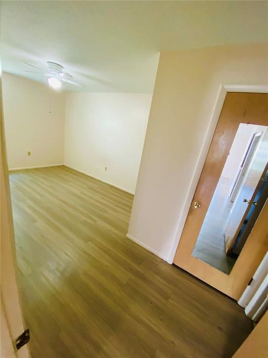 Activo con contrato: $1,199 (2 camas, 1 baños, 825 Pies cuadrados)