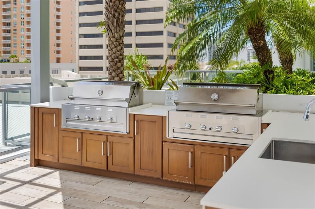 На продажу: $3,250,000 (3 спален, 3 ванн, 2845 Квадратных фут)