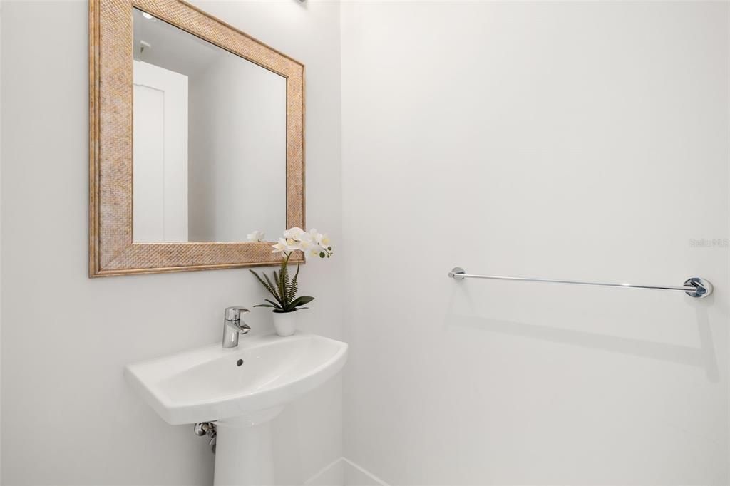 На продажу: $3,250,000 (3 спален, 3 ванн, 2845 Квадратных фут)