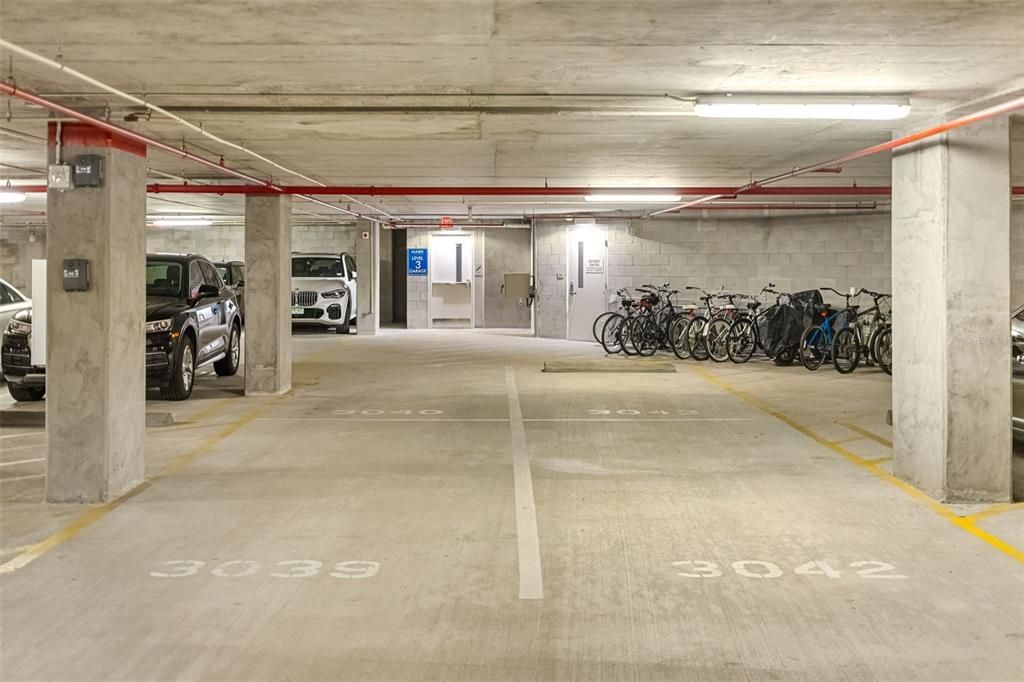 На продажу: $3,250,000 (3 спален, 3 ванн, 2845 Квадратных фут)