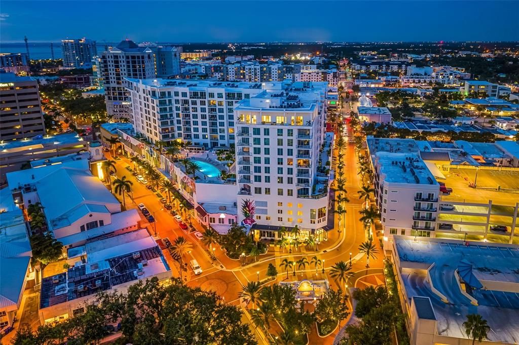 На продажу: $3,250,000 (3 спален, 3 ванн, 2845 Квадратных фут)