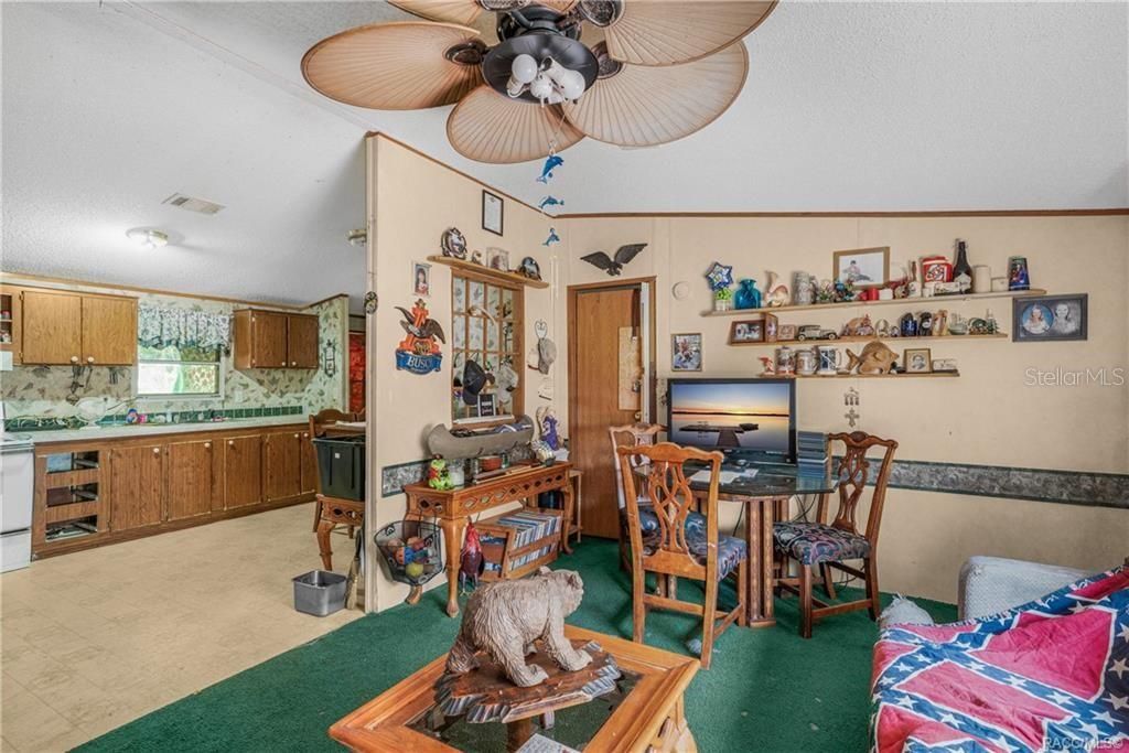 En Venta: $235,000 (3 camas, 2 baños, 960 Pies cuadrados)