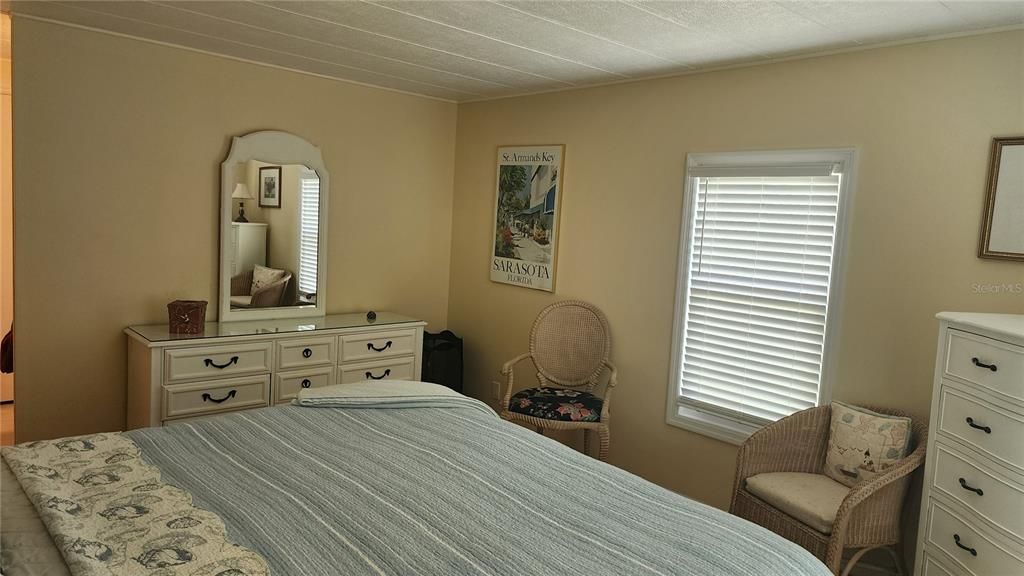 На продажу: $125,000 (2 спален, 2 ванн, 959 Квадратных фут)