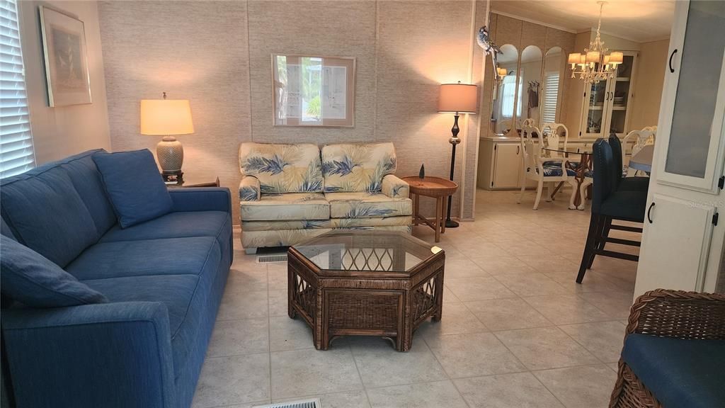 На продажу: $125,000 (2 спален, 2 ванн, 959 Квадратных фут)