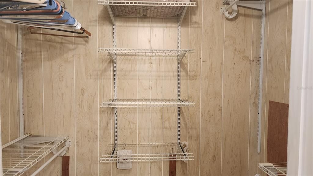 На продажу: $125,000 (2 спален, 2 ванн, 959 Квадратных фут)