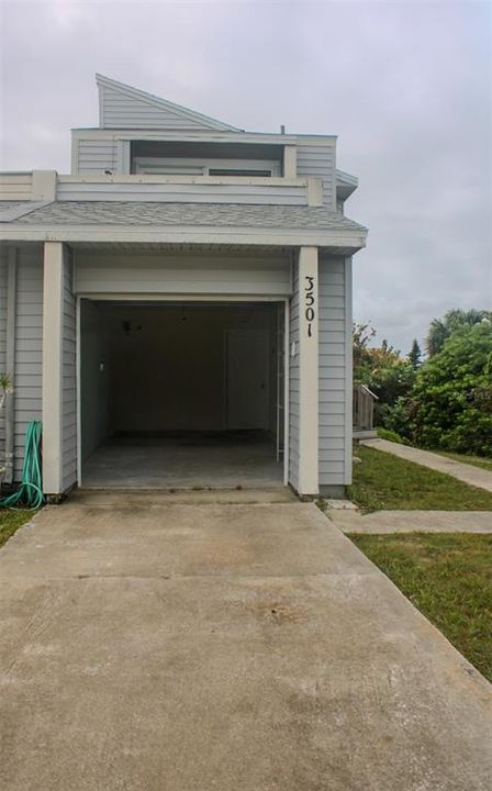 En Venta: $425,000 (2 camas, 2 baños, 1581 Pies cuadrados)