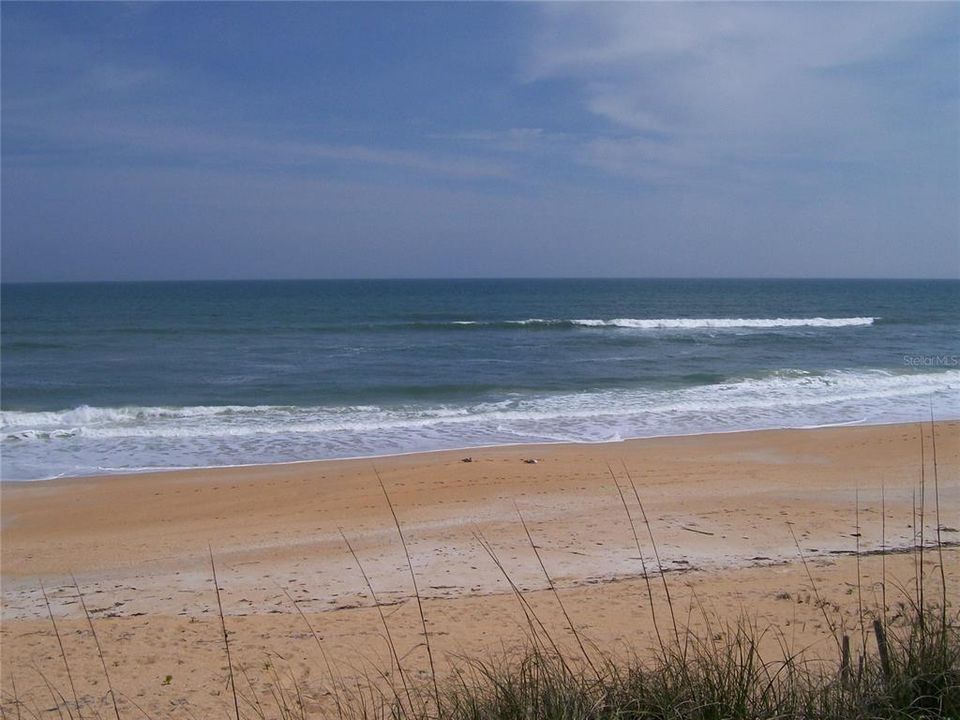 En Venta: $425,000 (2 camas, 2 baños, 1581 Pies cuadrados)