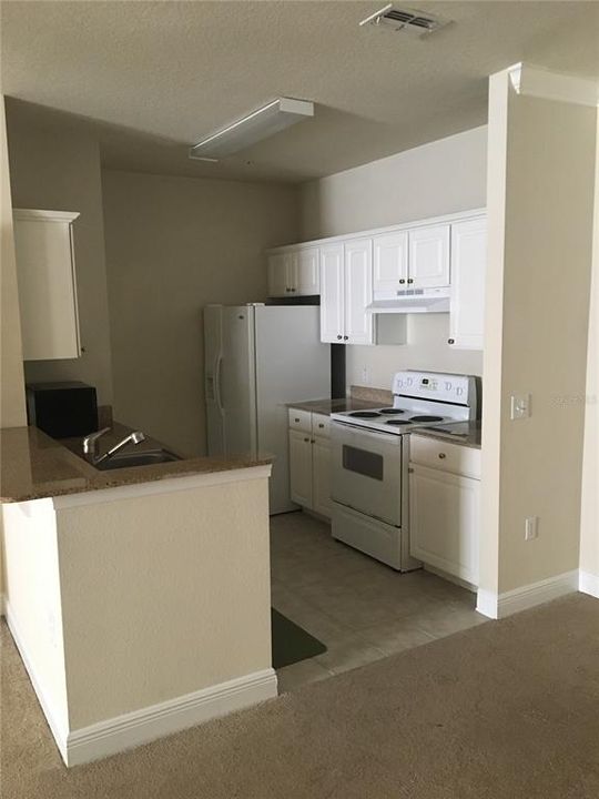 For Rent: $1,450 (1 beds, 1 baths, 838 Square Feet)