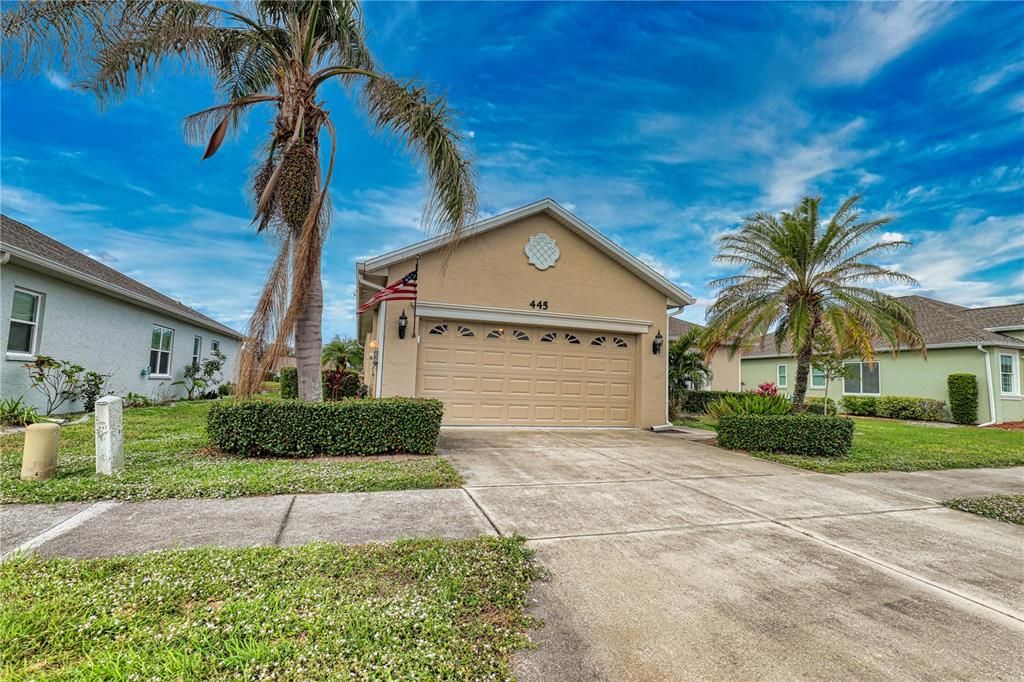 For Sale: $415,000 (2 beds, 2 baths, 1699 Square Feet)