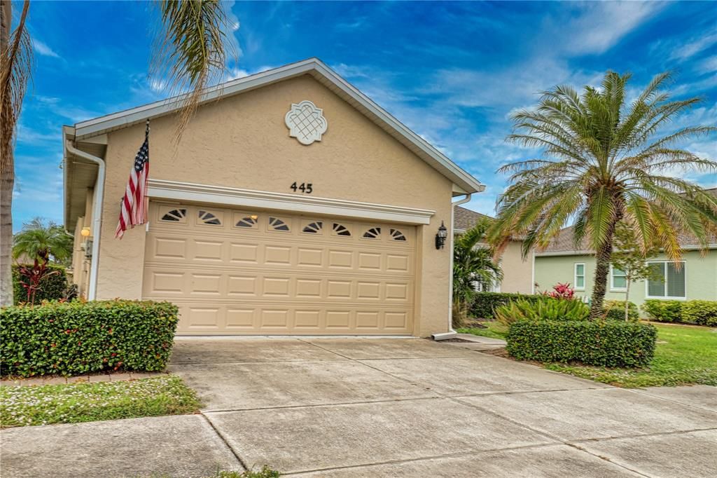 For Sale: $415,000 (2 beds, 2 baths, 1699 Square Feet)