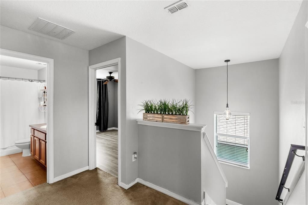 Activo con contrato: $495,000 (4 camas, 2 baños, 2214 Pies cuadrados)