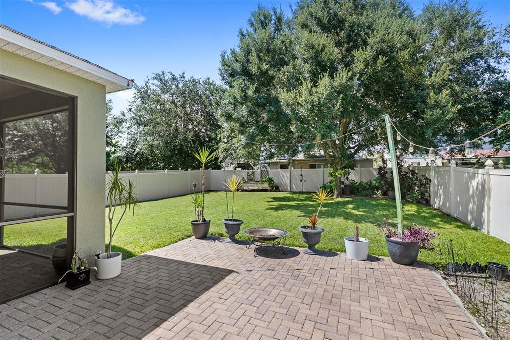 Activo con contrato: $495,000 (4 camas, 2 baños, 2214 Pies cuadrados)