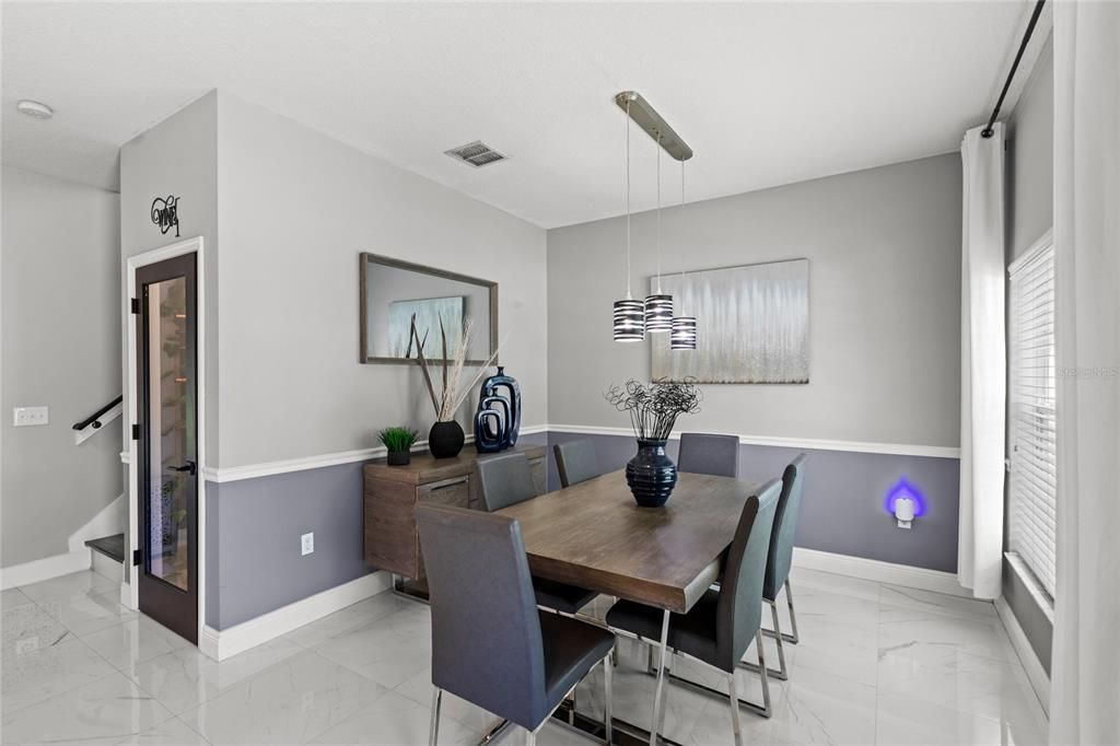 Activo con contrato: $495,000 (4 camas, 2 baños, 2214 Pies cuadrados)