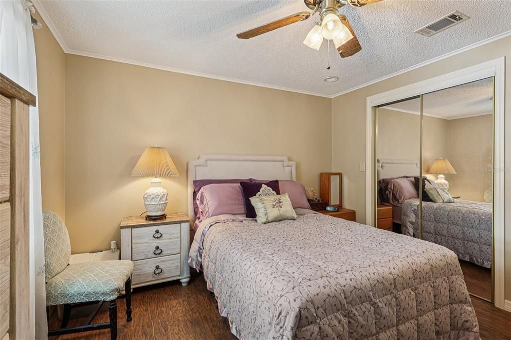 Activo con contrato: $224,900 (2 camas, 2 baños, 1388 Pies cuadrados)