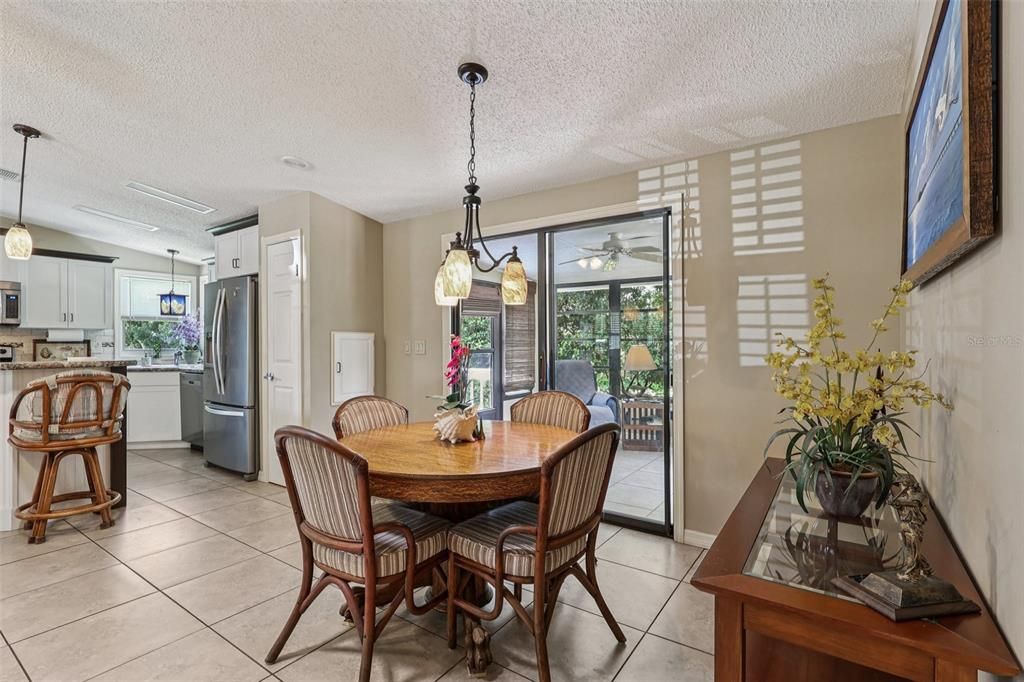 Activo con contrato: $224,900 (2 camas, 2 baños, 1388 Pies cuadrados)