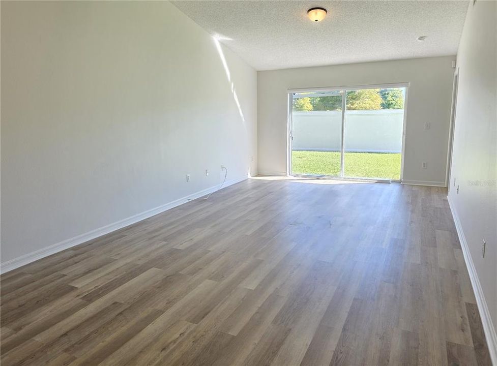 For Rent: $1,800 (2 beds, 2 baths, 1130 Square Feet)