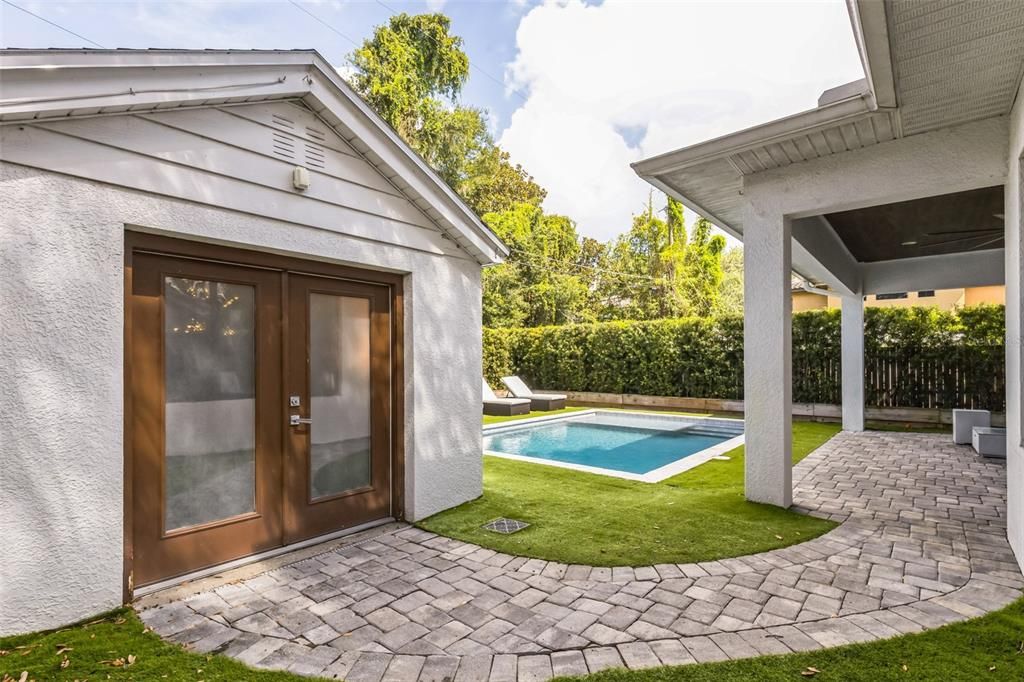 For Sale: $1,199,000 (4 beds, 3 baths, 2894 Square Feet)