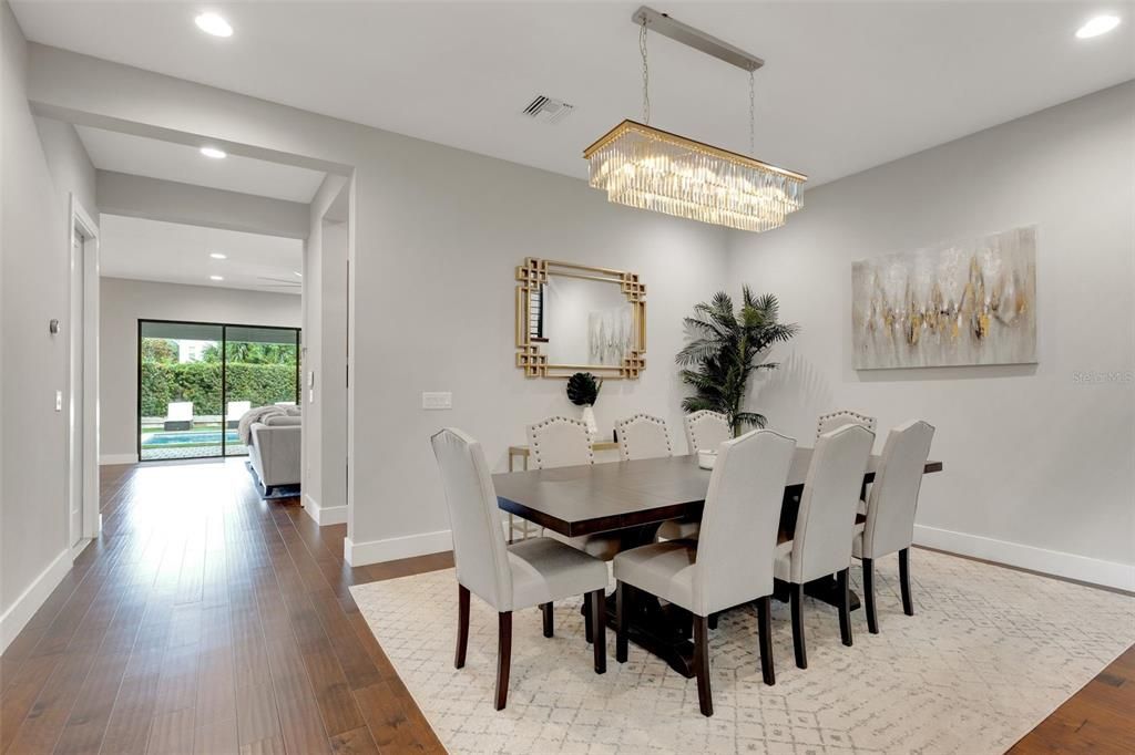 For Sale: $1,199,000 (4 beds, 3 baths, 2894 Square Feet)