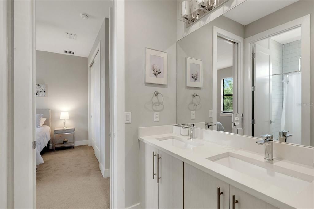 For Sale: $1,199,000 (4 beds, 3 baths, 2894 Square Feet)